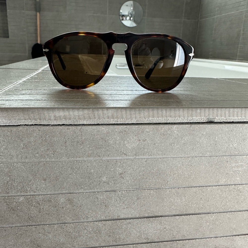 Persol PO 0649 24/31 Icons Tortoise Sunglasses Green Lens 52mm